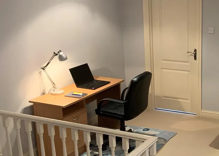 The Nook County Landhaus *